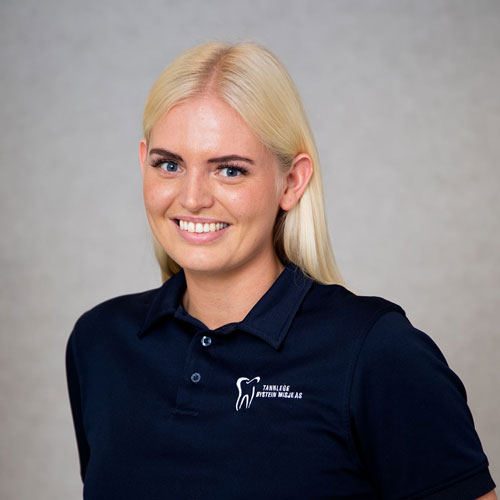 Tannhelsesekretær Christine Solli Mehren hos Tannlege Øystein Misje